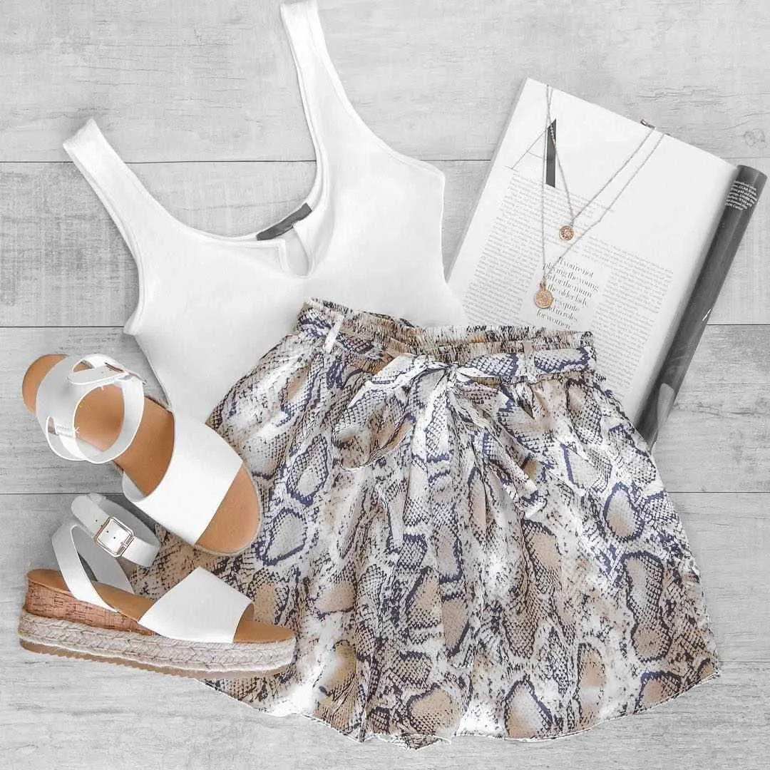 Retro Tie Waist Snake Print High Waisted Paperbag Shorts