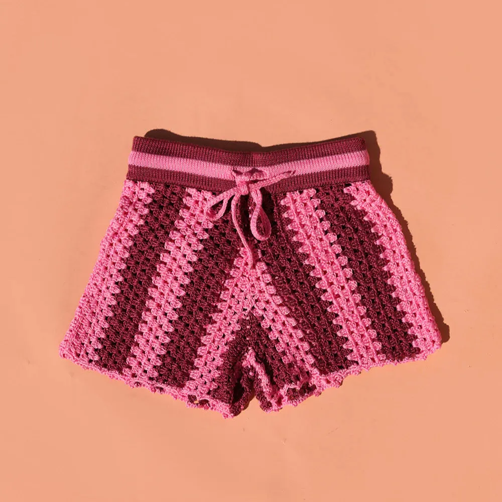 SMALL SWIM CLUB SWIRL CROCHET SHORTS: PLUM & PINK