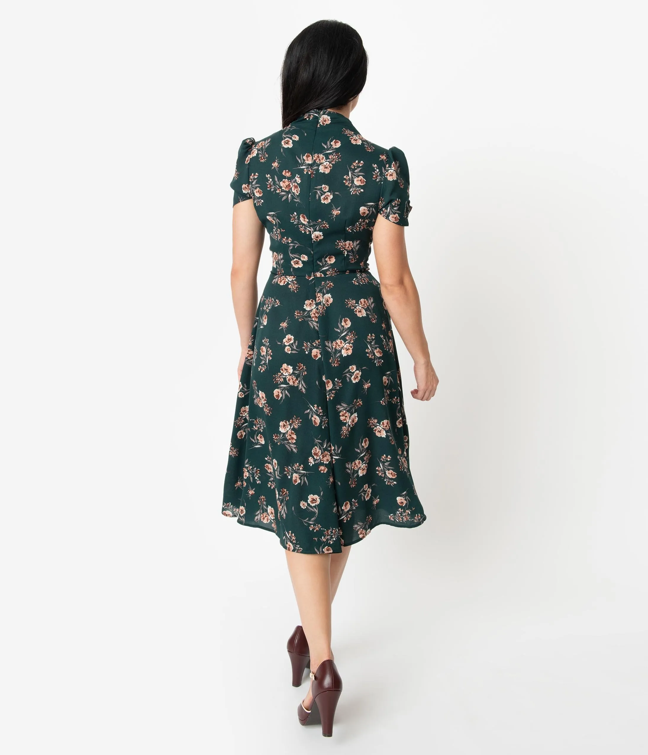 Unique Vintage 1940s Green Floral Print Camilla Midi Dress